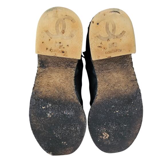 Chanel CC Turn Lock Ankle Boot Size 37 US 6 6.5 Black Glitter Low Heel Zip Up - Picture 7 of 11